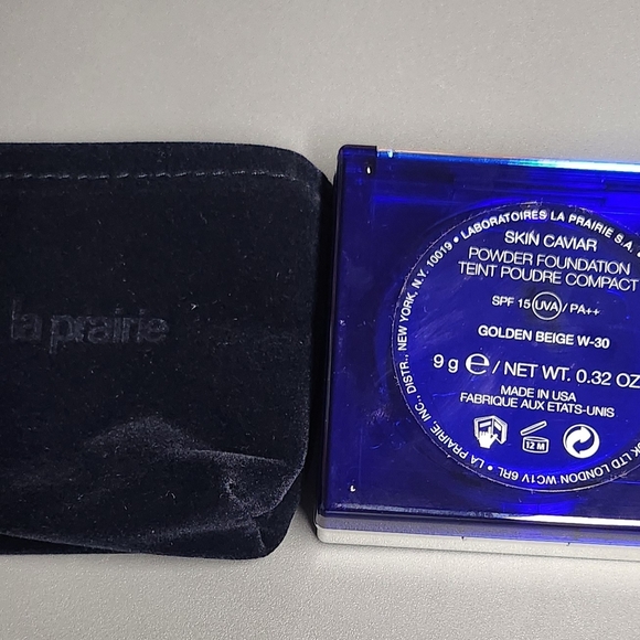 La Prairie Compact Powder - Picture 2 of 5